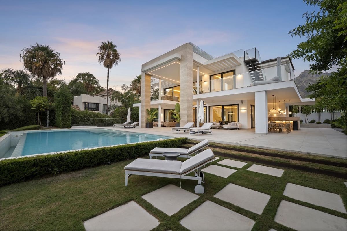 6 Zimmer Villa zu verkaufen in Golden Mile mit Pool Garage - 5.495.000 € (Ref: 9713284)