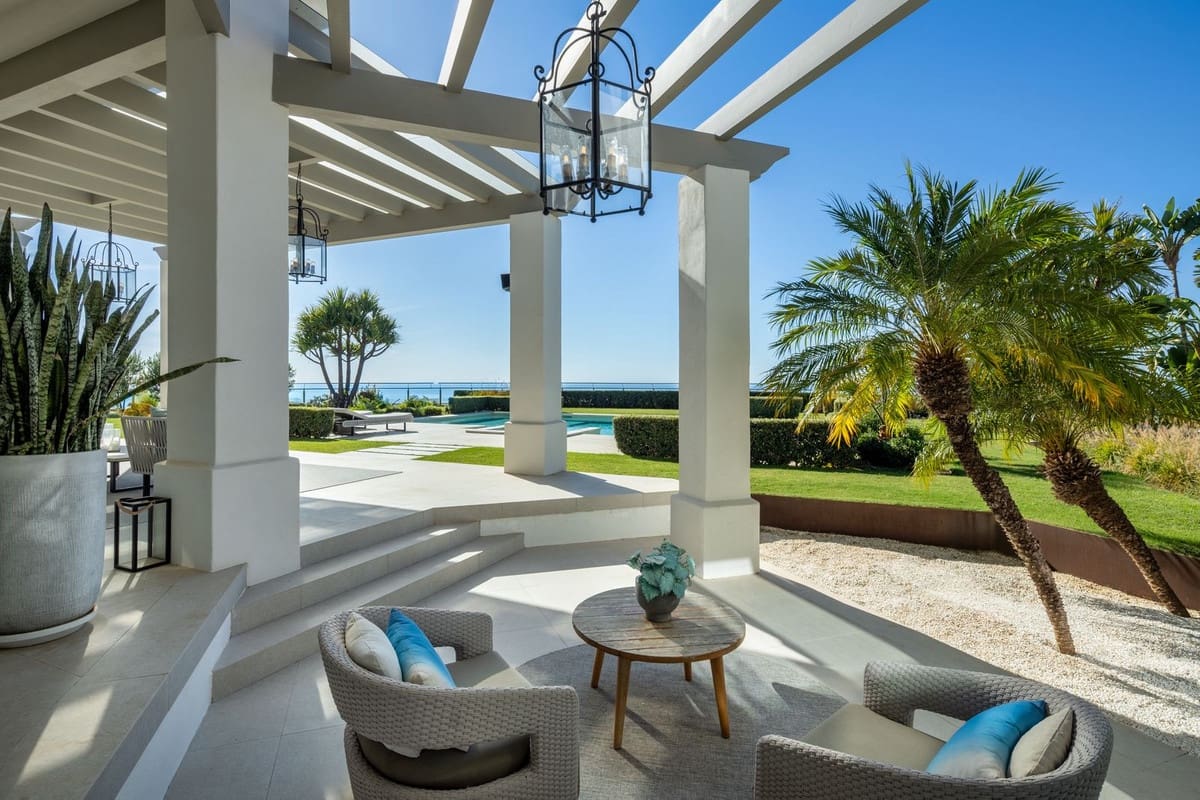 7 soveværelse Villa til salg i Benahavis med swimmingpool garage - € 10.800.000 (Ref: 9720621)