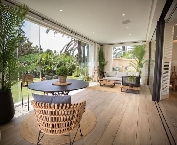 7 sypialnia Willa na sprzedaż w New Golden Mile, Estepona z basenem garażem - 15 000 000 € (Ref: 9720622)