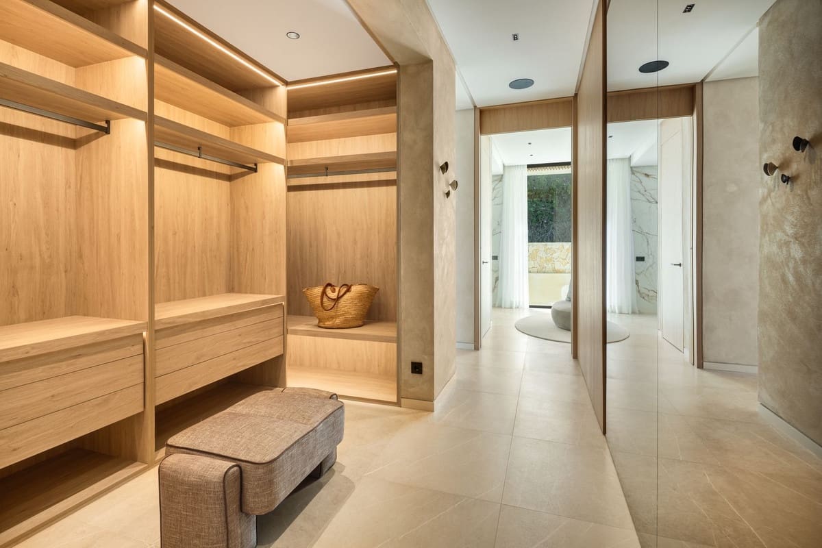 6 quarto Moradia para venda em Benahavis com piscina garagem - 11 500 000 € (Ref: 9720623)