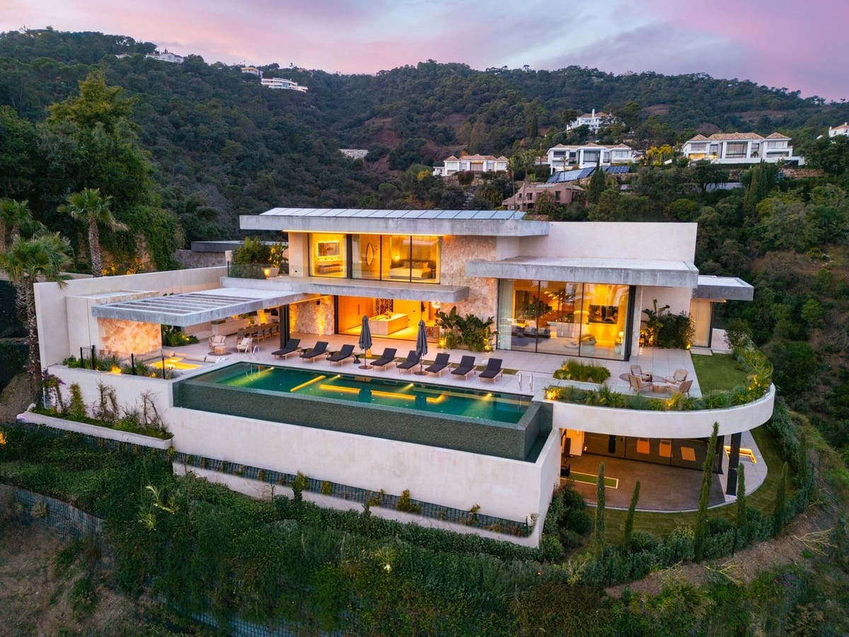 6 quarto Moradia para venda em Benahavis com piscina garagem - 11 500 000 € (Ref: 9720623)
