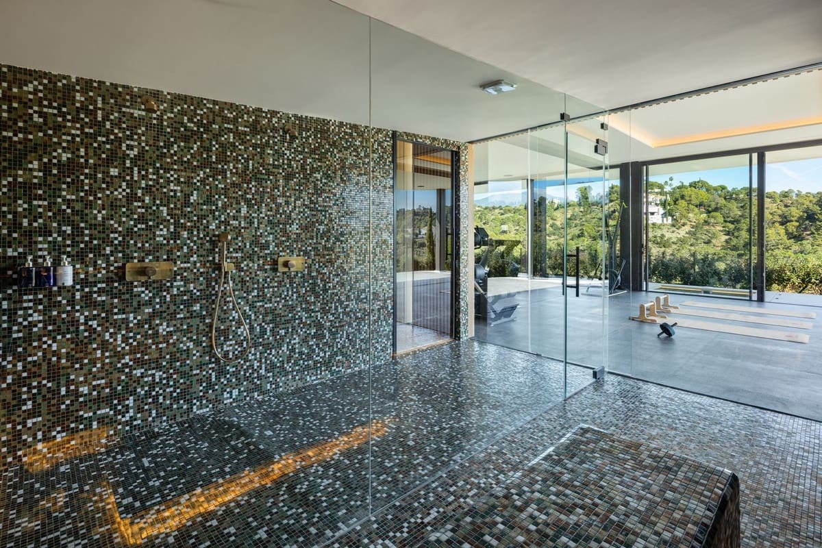 6 quarto Moradia para venda em Benahavis com piscina garagem - 11 500 000 € (Ref: 9720623)