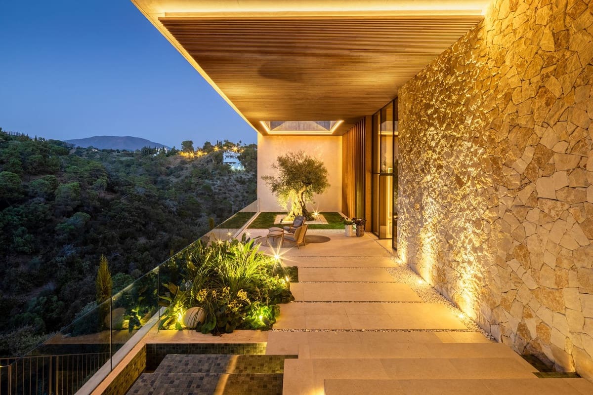 6 quarto Moradia para venda em Benahavis com piscina garagem - 11 500 000 € (Ref: 9720623)