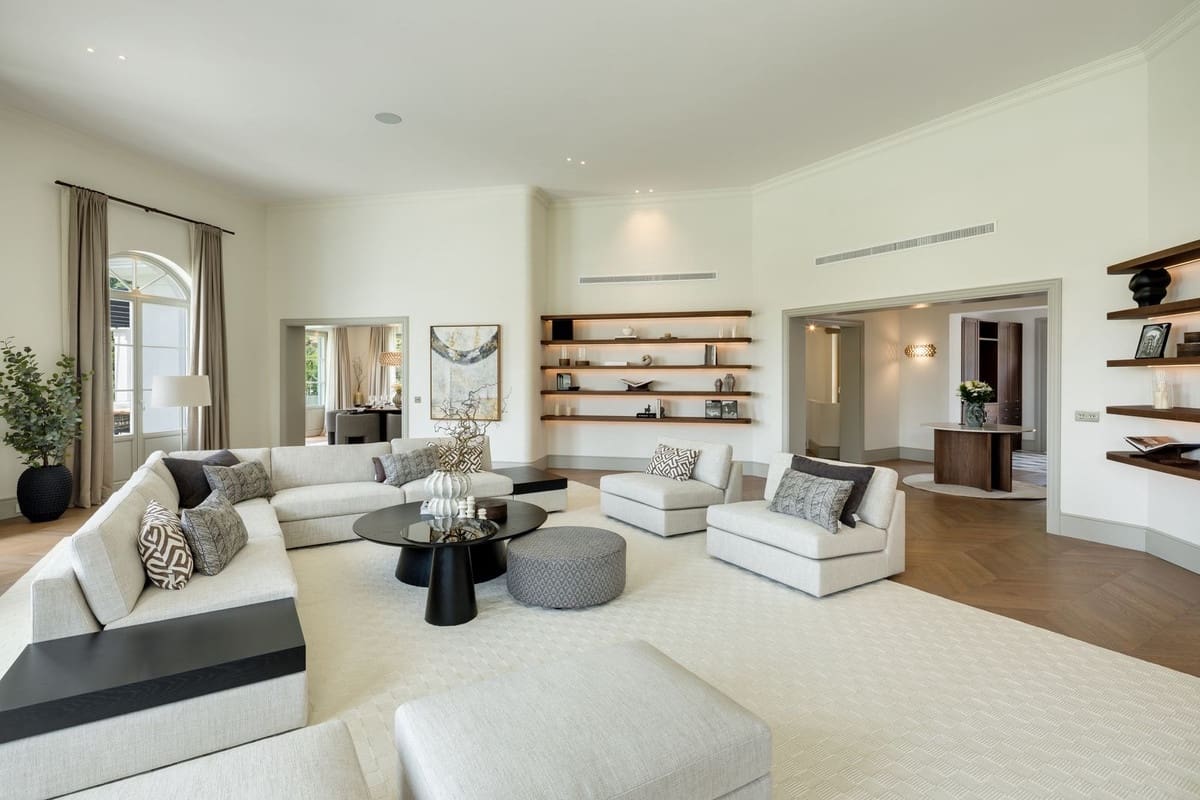 5 bedroom Villa for sale in La Zagaleta with pool garage - € 7,495,000 (Ref: 9736261)
