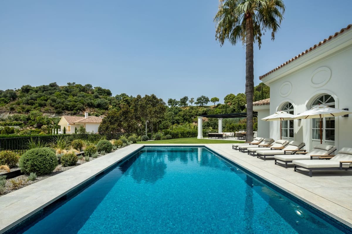 5 bedroom Villa for sale in La Zagaleta with pool garage - € 7,495,000 (Ref: 9736261)