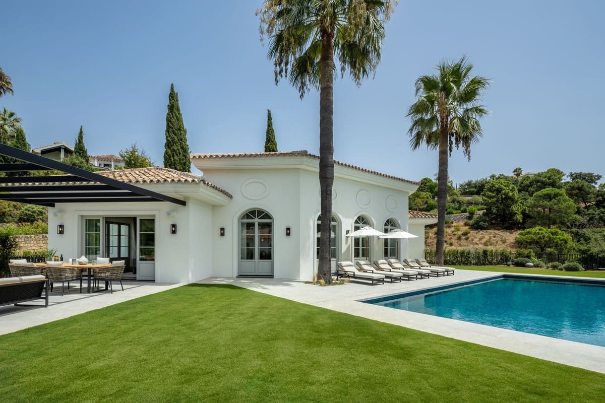 5 bedroom Villa for sale in La Zagaleta with pool garage - € 7,495,000 (Ref: 9736261)