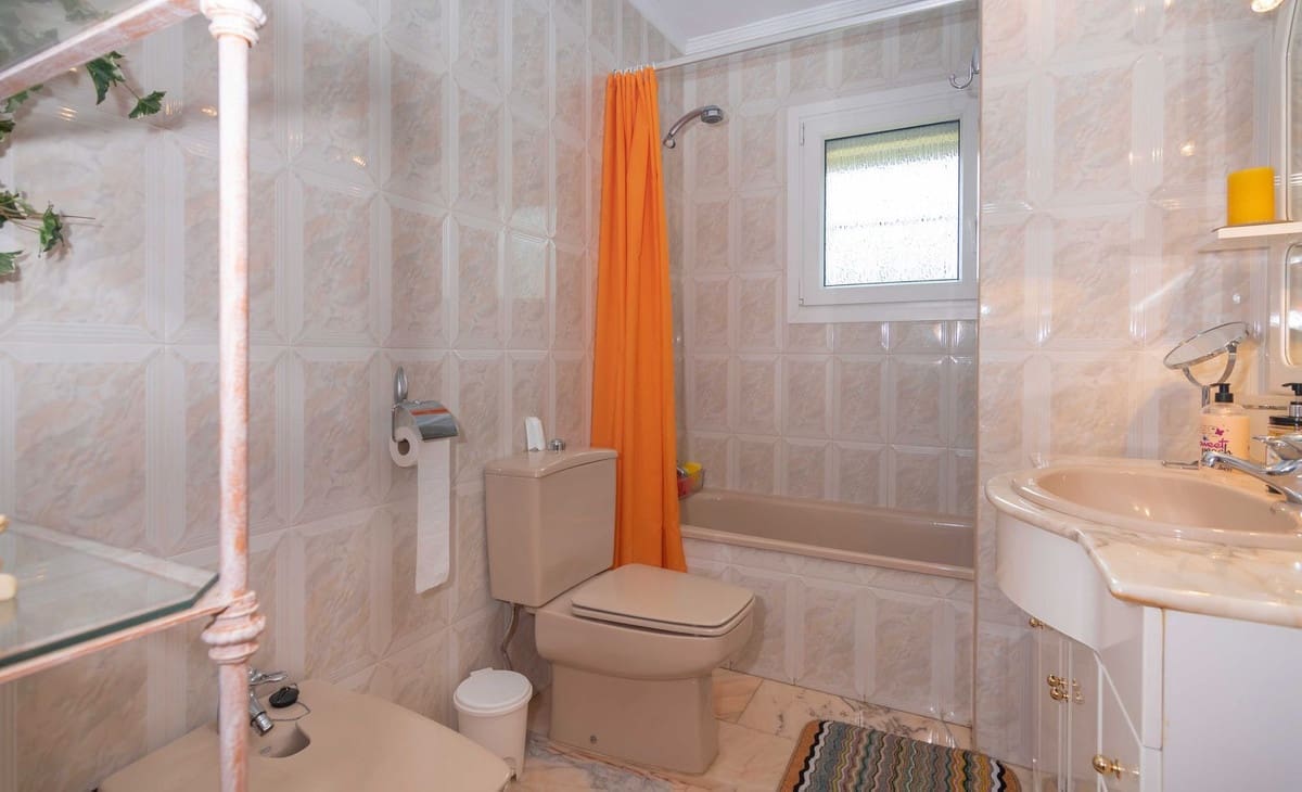 4 camera da letto Villa in vendita in Estepona con piscina garage - 765.000 € (Rif: 9737157)