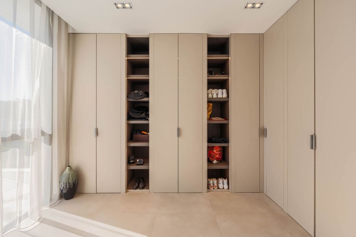 5 bedroom Villa for sale in El Madronal with pool garage - € 6,495,000 (Ref: 9737158)