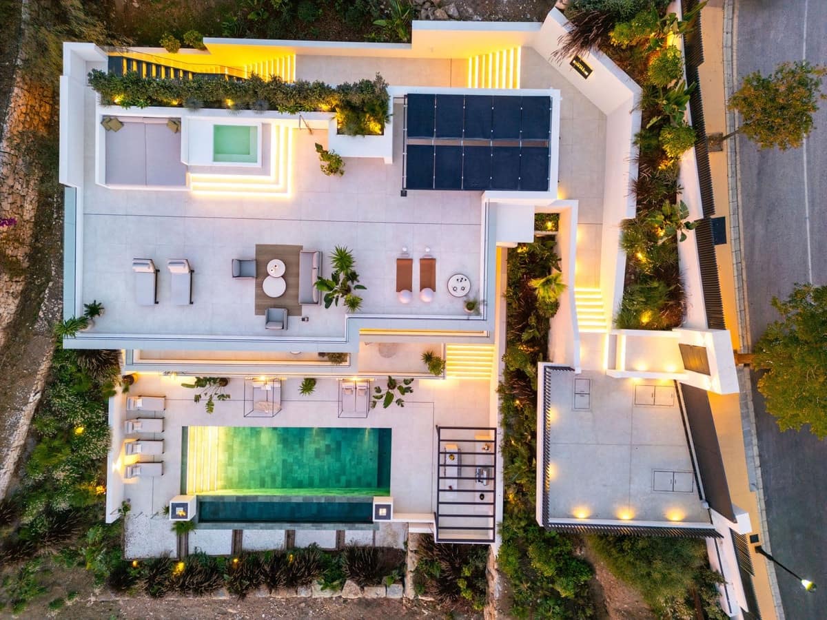 Chalet de 5 habitaciones en Elviria en venta con piscina garaje - 4.750.000 € (Ref: 9773548)