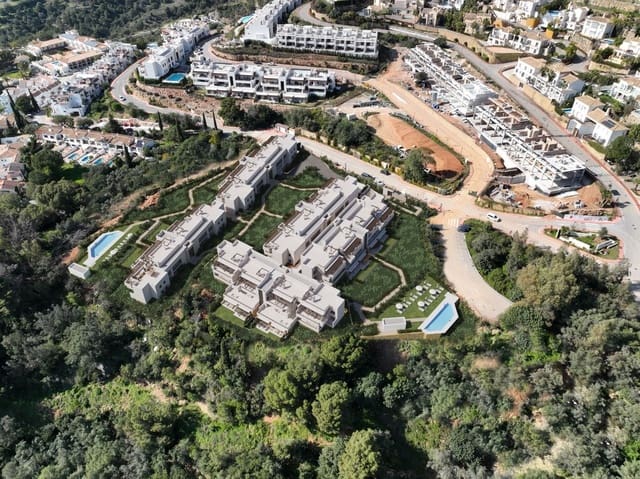 3 soveværelse Lejlighed til salg i Istán med swimmingpool garage - € 545.000 (Ref: 9795396)