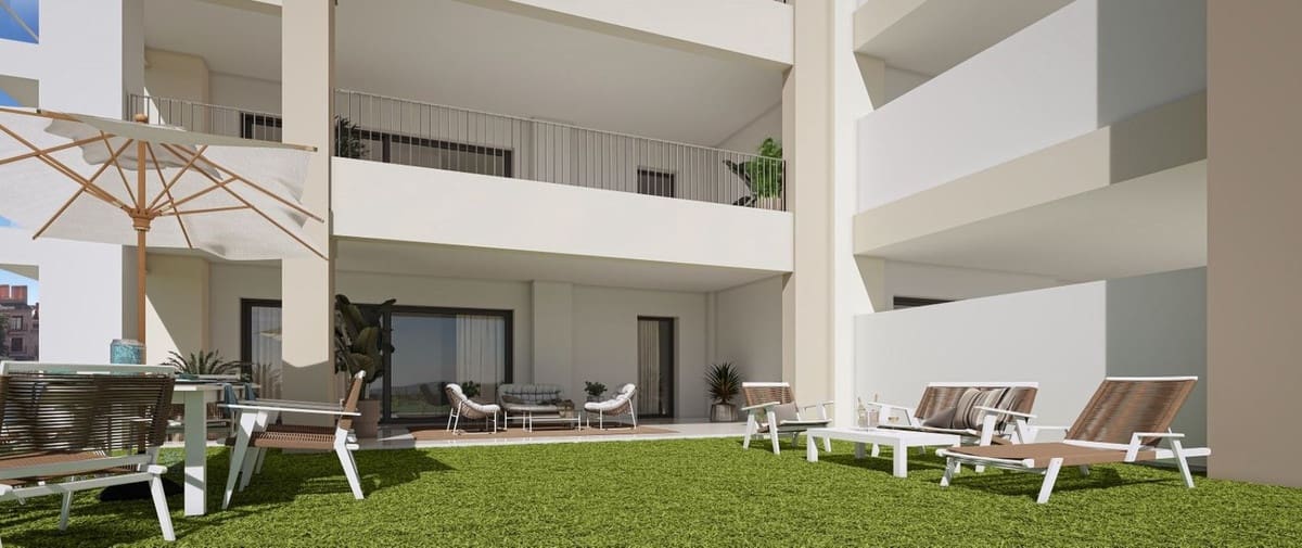2 bedroom Apartment for sale in Manilva with pool garage - € 430,000 (Ref: 9805467)