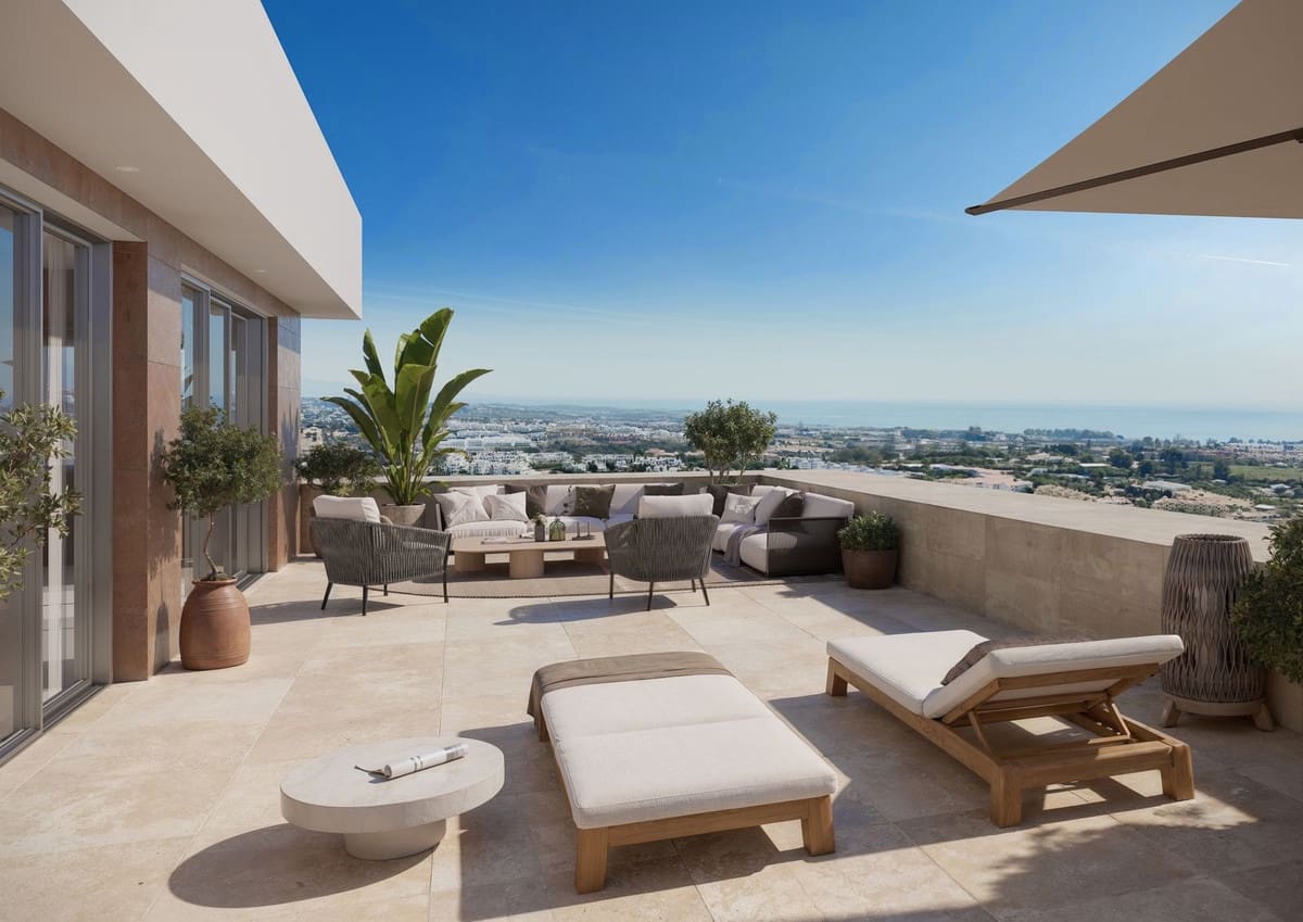 3 bedroom Penthouse for sale in Estepona with pool garage - € 1,480,000 (Ref: 9809853)