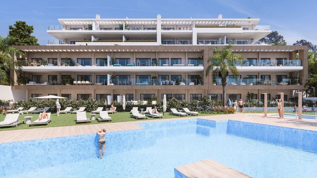 3 camera da letto Attico in vendita in Estepona con piscina garage - 675.000 € (Rif: 9816425)