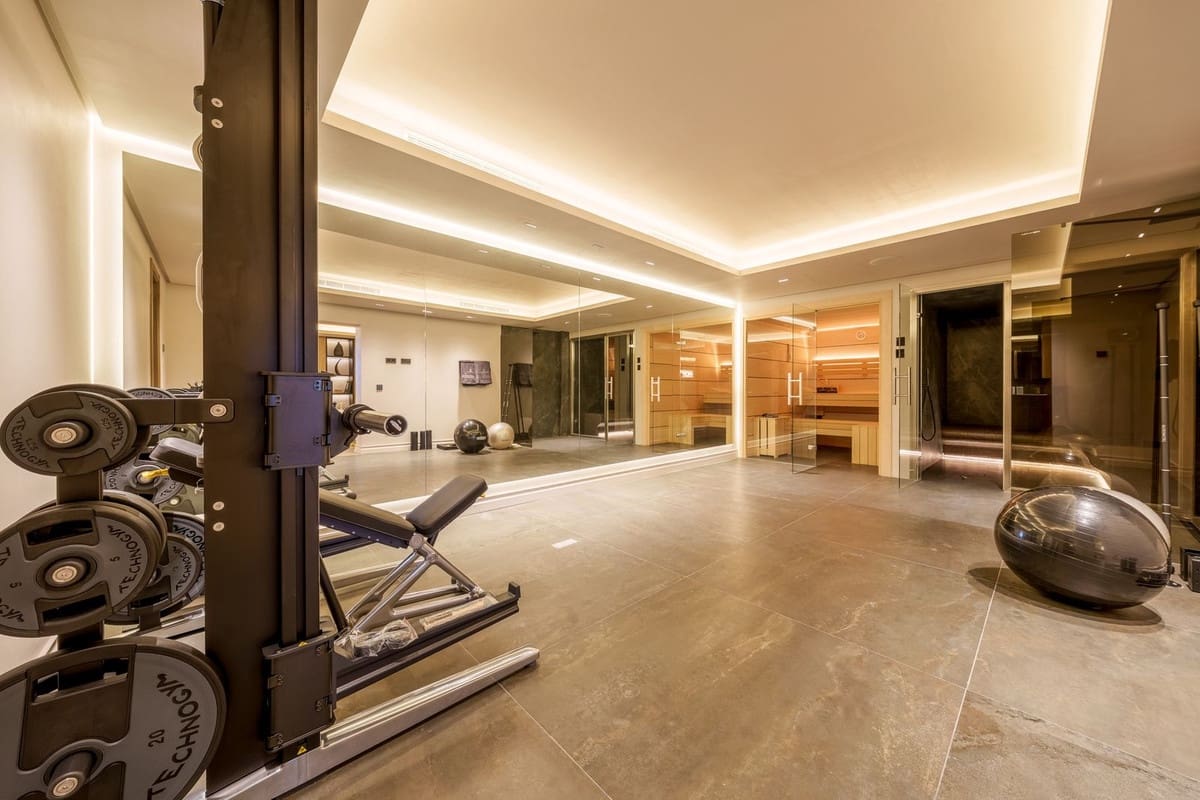 5 sovrum Villa till salu i Marbella med pool garage - 7 800 000 € (Ref: 9964367)