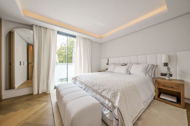 5 sovrum Villa till salu i Marbella med pool garage - 7 800 000 € (Ref: 9964367)