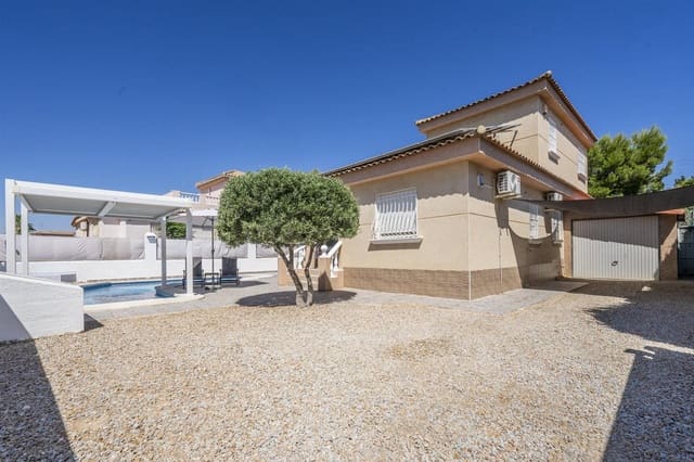 3 soverom Villa til salgs i Valle del Sol, Murcia by med svømmebasseng garasje - € 250 000 (Ref: 10000892)
