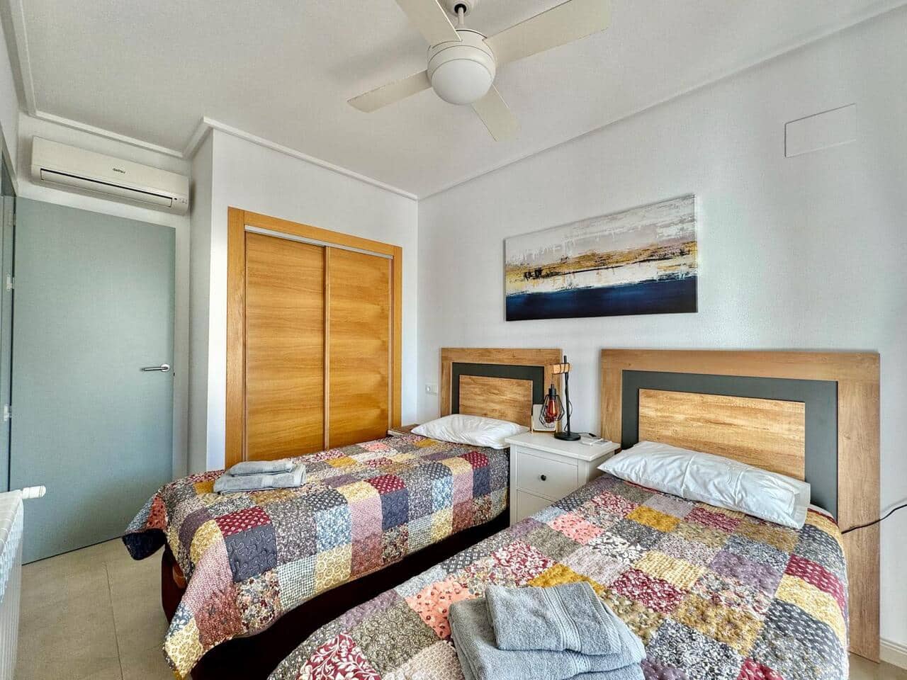 Apartamento de 2 habitaciones en Hacienda Riquelme en venta con piscina garaje - 175.000 € (Ref: 10000894)