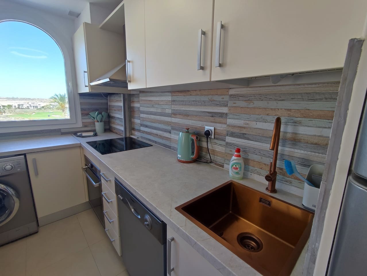 Apartamento de 2 habitaciones en Hacienda Riquelme en venta con piscina garaje - 189.000 € (Ref: 10004457)