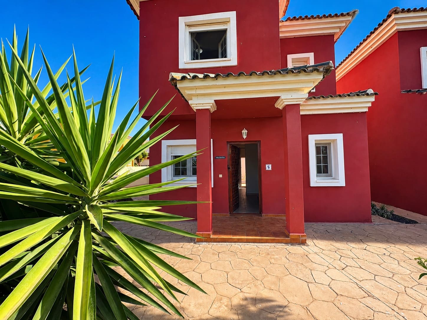 2 quarto Moradia para venda em Banos y Mendigo com piscina - 159 000 € (Ref: 10036242)