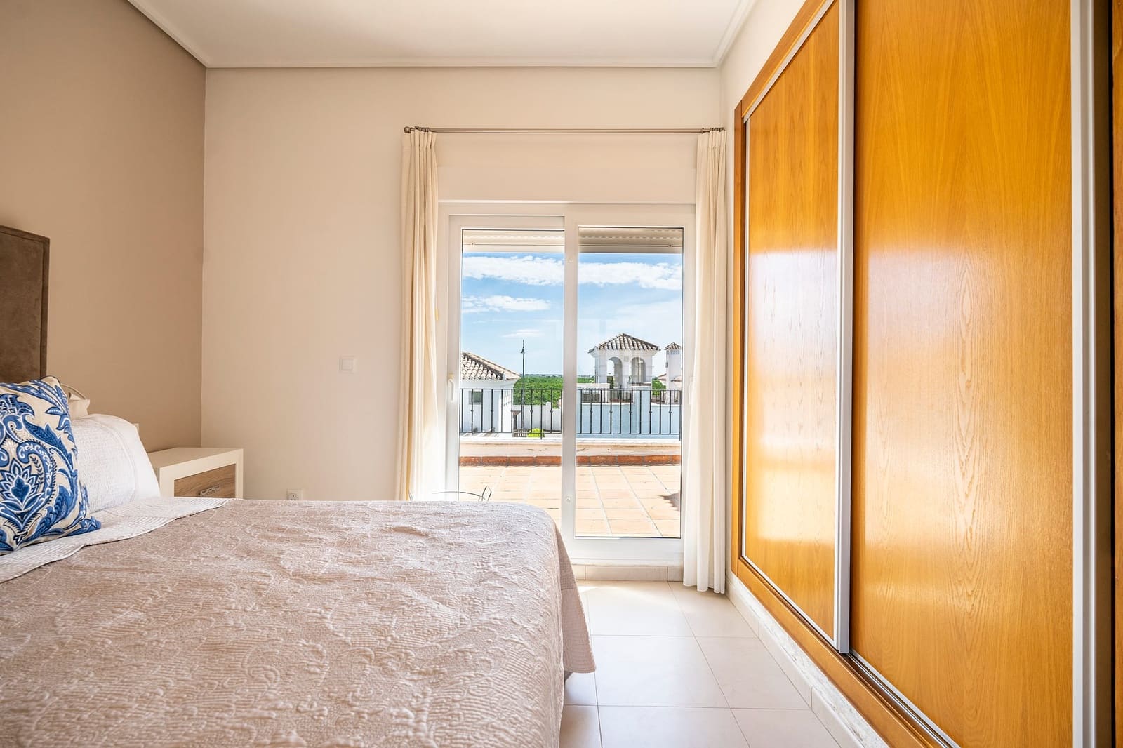 3 bedroom Villa for sale in La Torre Golf Resort with pool garage - € 349,995 (Ref: 10057164)