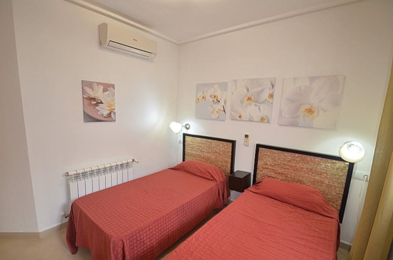 2 makuuhuone Huoneisto myytävänä paikassa Hacienda Riquelme mukana uima-altaan - 175 000 € (Ref: 10057165)
