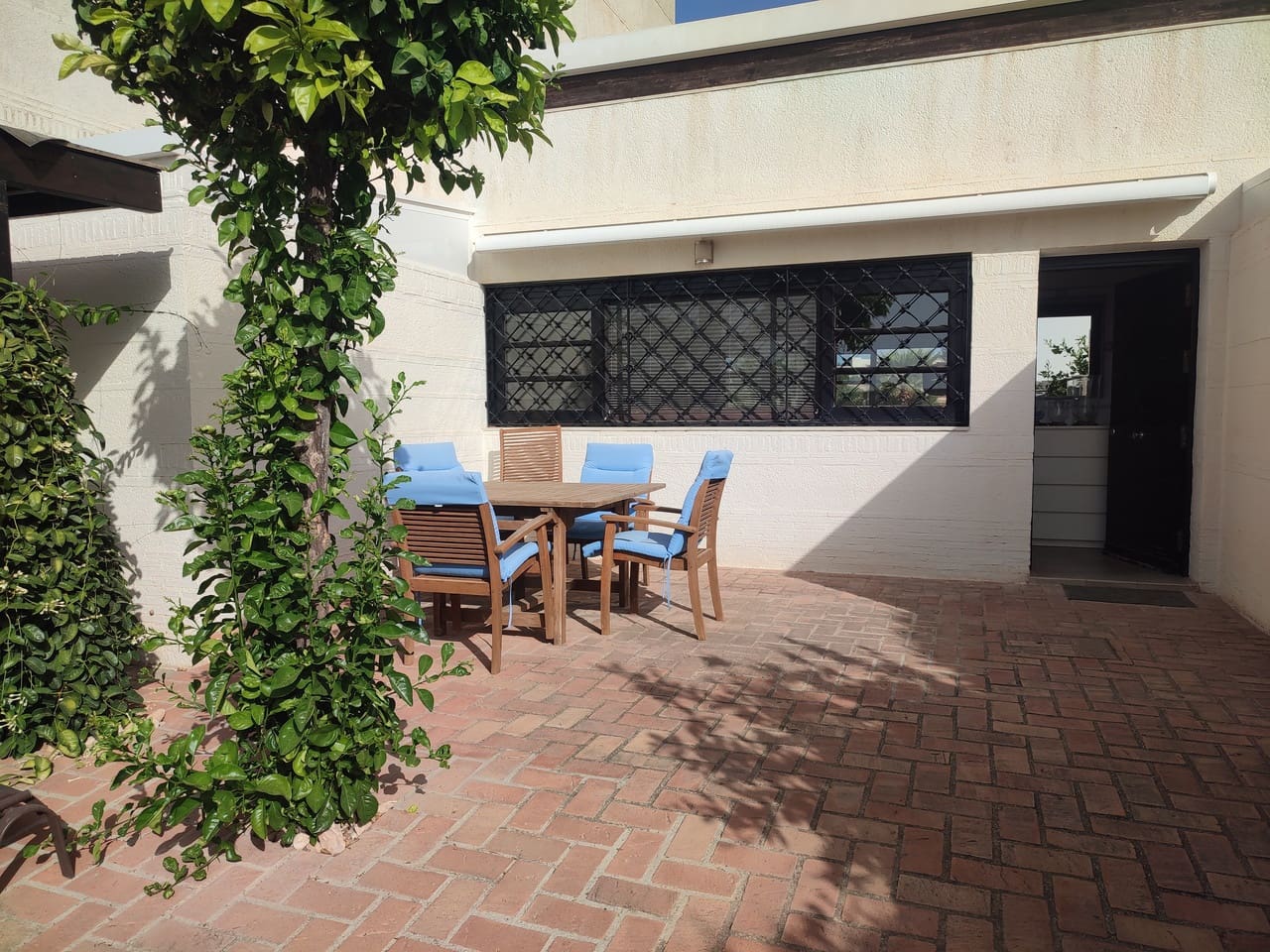 Chalet de 2 habitaciones en La Peraleja Golf Resort en venta con piscina garaje - 295.000 € (Ref: 10060520)