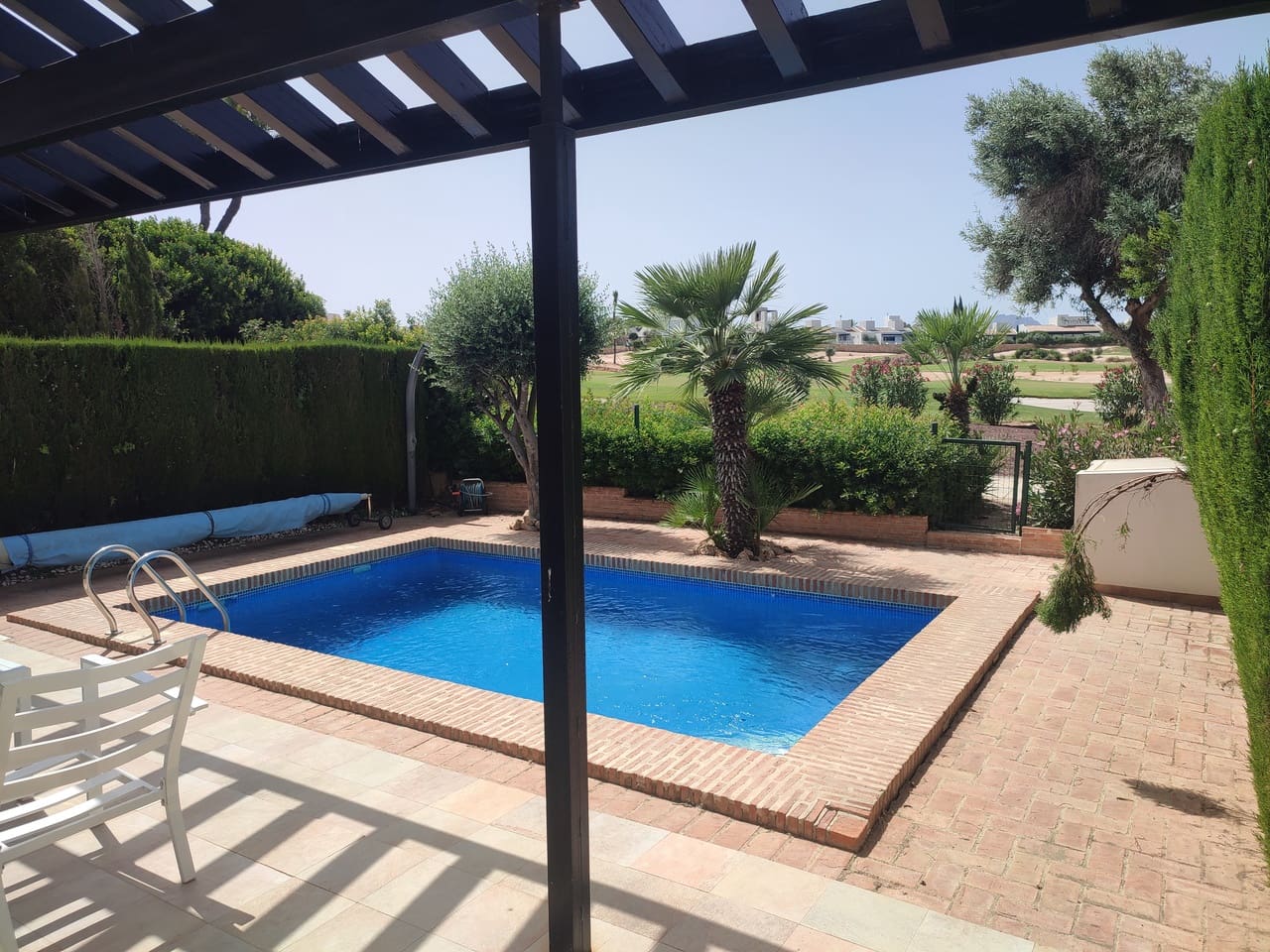 Chalet de 2 habitaciones en La Peraleja Golf Resort en venta con piscina garaje - 295.000 € (Ref: 10060520)