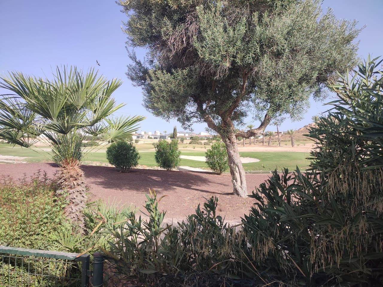 Chalet de 2 habitaciones en La Peraleja Golf Resort en venta con piscina garaje - 295.000 € (Ref: 10060520)