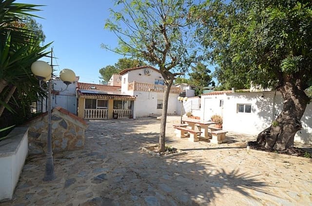 4 makuuhuone Maalaistalo myytävänä paikassa Cañada de San Pedro, Murcia kaupunki mukana uima-altaan 
autotalli - 265 000 € (Ref: 10075642)