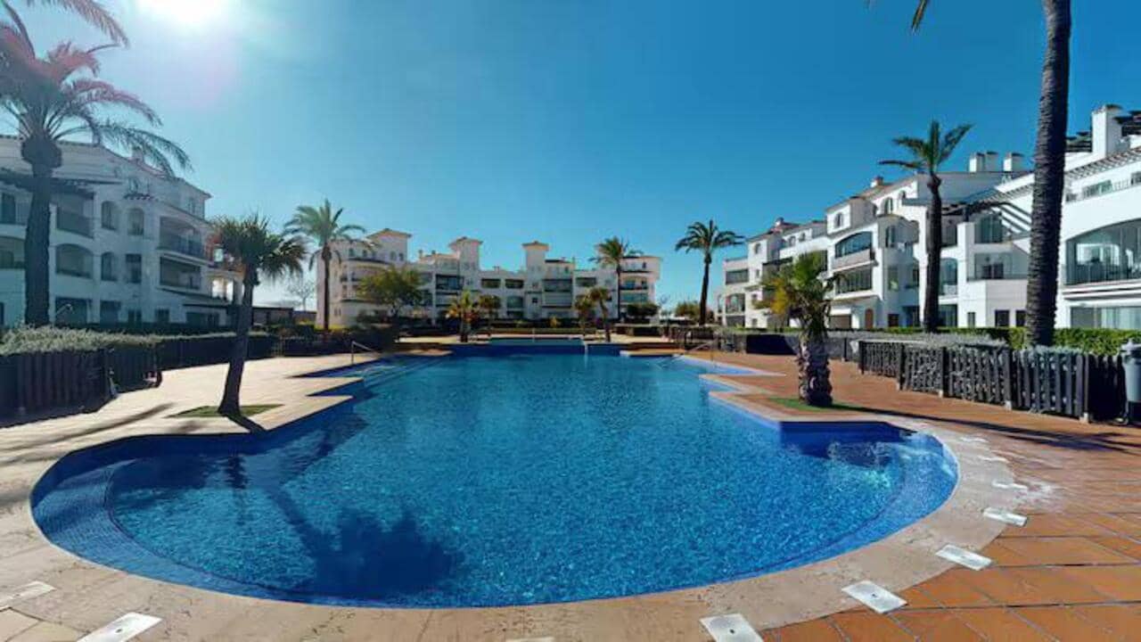 2 soveværelse Lejlighed til salg i Hacienda Riquelme med swimmingpool garage - € 159.995 (Ref: 10120178)