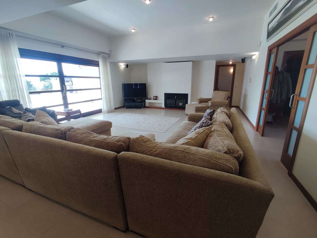 4 soveværelse Villa til salg i Sucina med swimmingpool garage - € 995.000 (Ref: 9944293)