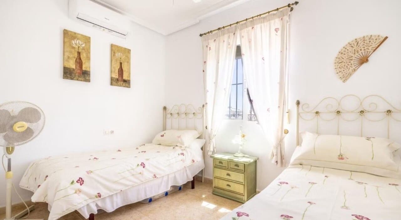 Chalet de 3 habitaciones en Sucina en venta con piscina garaje - 345.000 € (Ref: 9944616)
