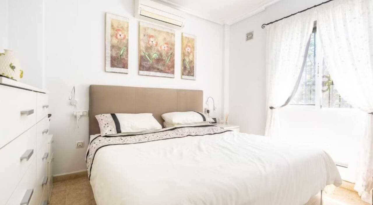 Chalet de 3 habitaciones en Sucina en venta con piscina garaje - 345.000 € (Ref: 9944616)