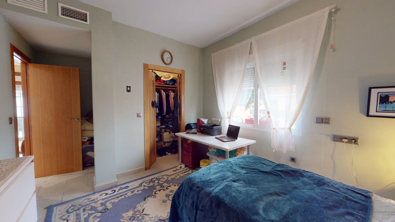Chalet de 3 habitaciones en Dolores De Pacheco en venta con piscina garaje - 259.950 € (Ref: 9965777)
