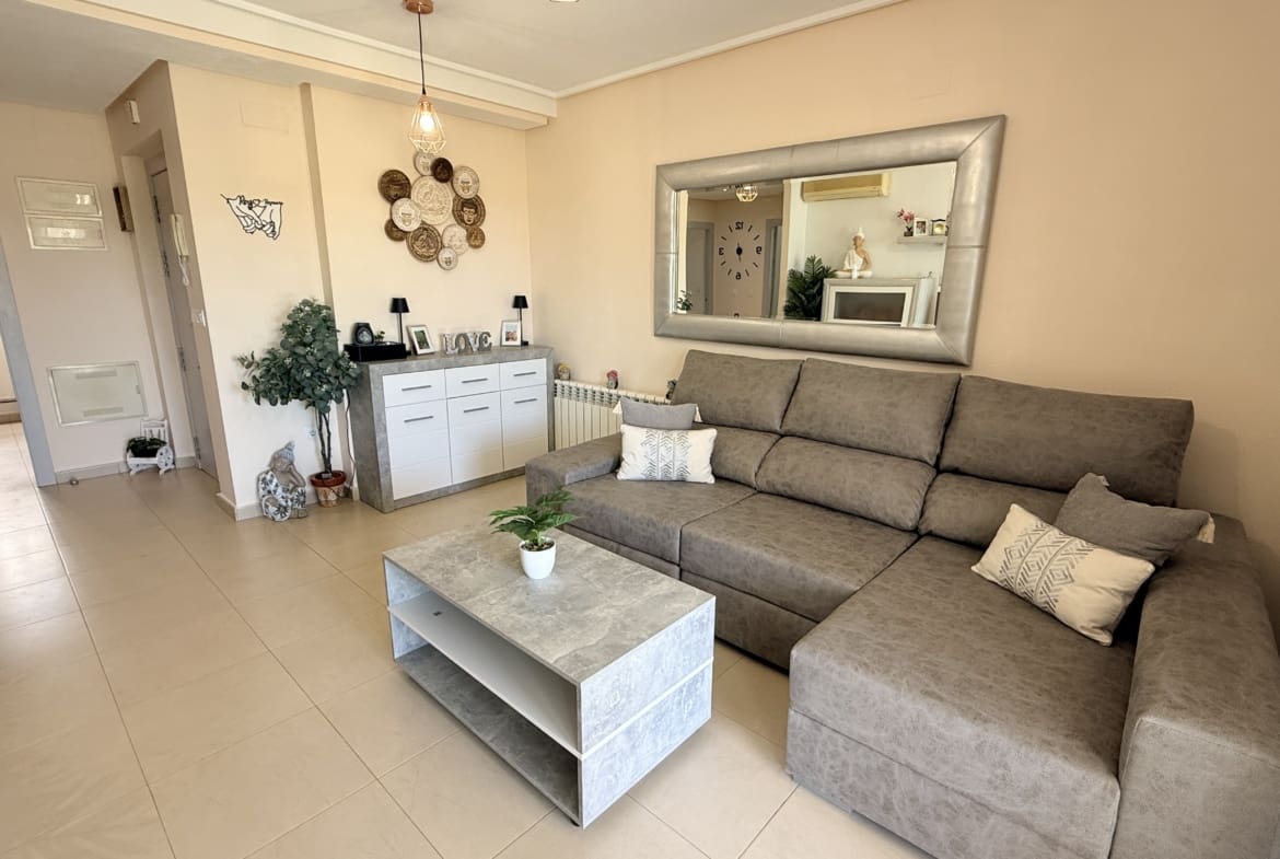 2 soverom Leilighet til salgs i Hacienda Riquelme med svømmebasseng - € 169 950 (Ref: 9987298)
