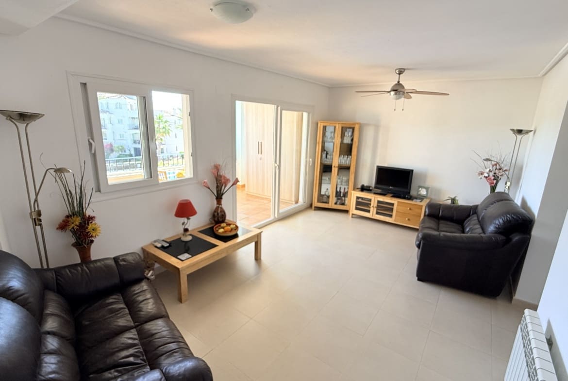 Apartamento de 2 habitaciones en Hacienda Riquelme en venta con piscina garaje - 138.500 € (Ref: 9987303)