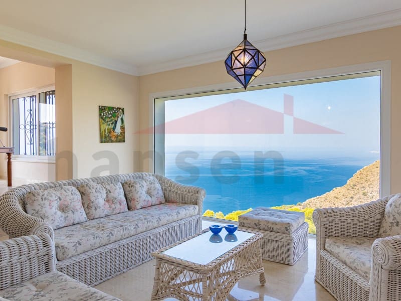 4 soverom Villa til salgs i La Herradura med svømmebasseng garasje - € 3 000 000 (Ref: 10012998)