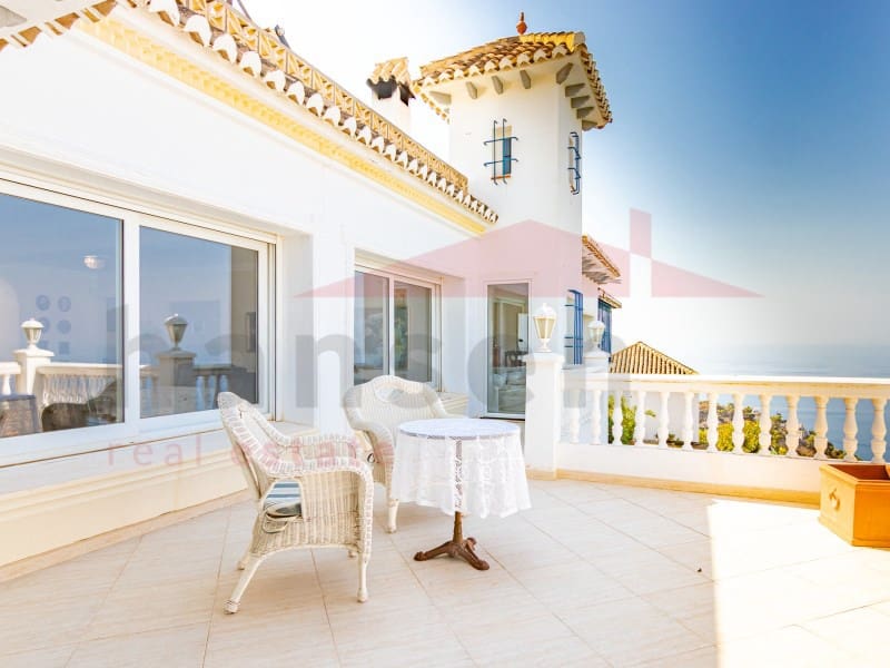 4 soverom Villa til salgs i La Herradura med svømmebasseng garasje - € 3 000 000 (Ref: 10012998)