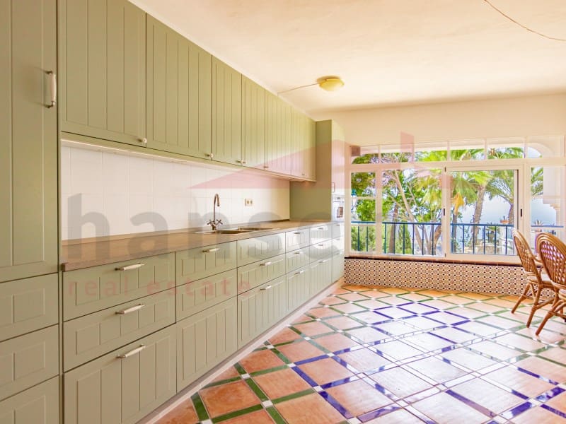 4 soverom Villa til salgs i La Herradura med svømmebasseng garasje - € 3 000 000 (Ref: 10012998)