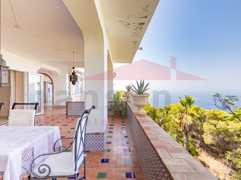 4 soverom Villa til salgs i La Herradura med svømmebasseng garasje - € 3 000 000 (Ref: 10012998)