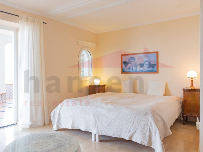 4 soverom Villa til salgs i La Herradura med svømmebasseng garasje - € 3 000 000 (Ref: 10012998)