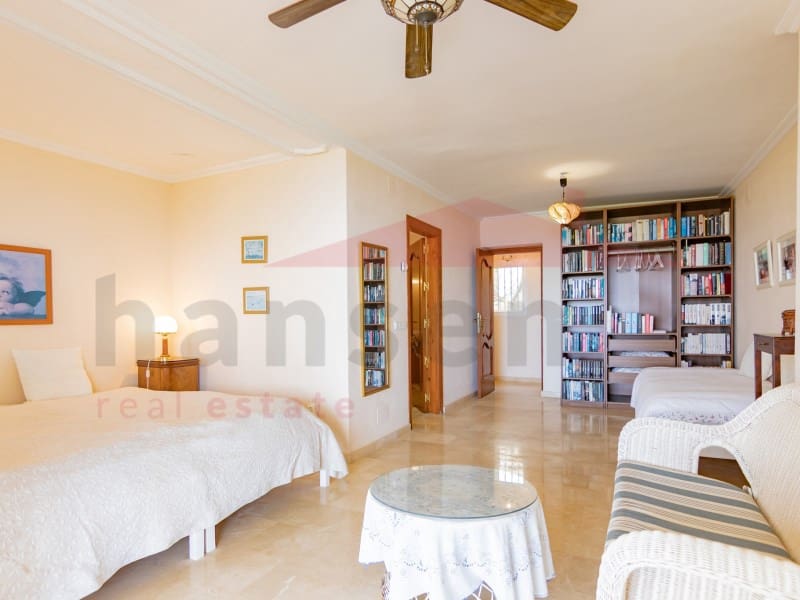 4 soverom Villa til salgs i La Herradura med svømmebasseng garasje - € 3 000 000 (Ref: 10012998)