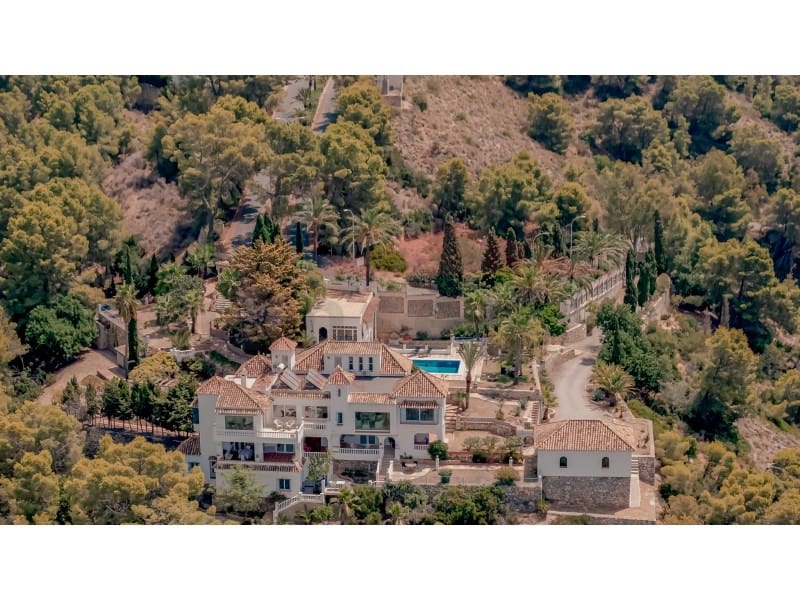 4 soverom Villa til salgs i La Herradura med svømmebasseng garasje - € 3 000 000 (Ref: 10012998)