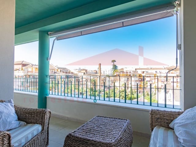 3 slaapkamer Flat te huur in Torre del Mar, Vélez-Málaga met zwembad garage - € 1.400 (Ref: 10044718)