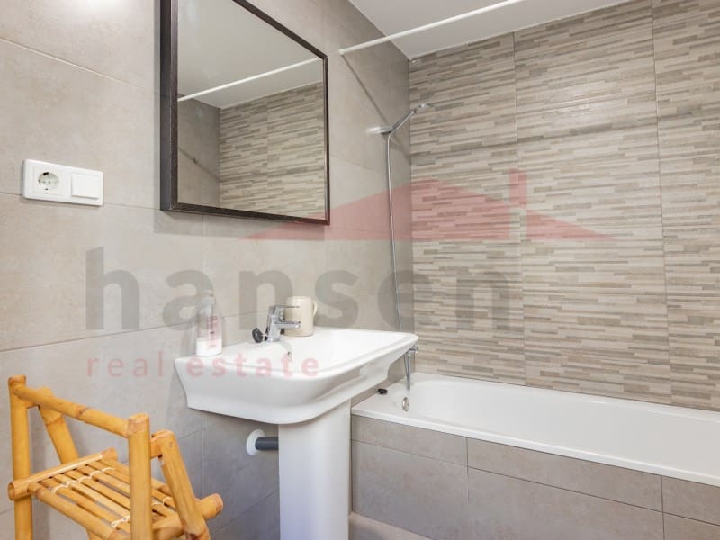 3 slaapkamer Flat te huur in Torre del Mar met zwembad garage - € 1.400 (Ref: 10044718)