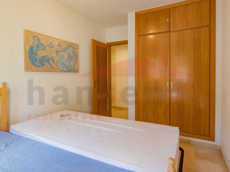 3 sypialnia Mieszkanie na sprzedaż w Caleta de Velez z basenem garażem - 350 000 € (Ref: 10070751)