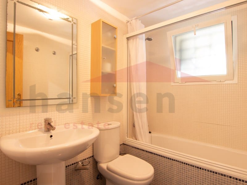 3 sypialnia Mieszkanie na sprzedaż w Caleta de Velez z basenem garażem - 350 000 € (Ref: 10070751)
