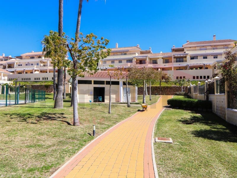 1 sovrum Lägenhet till salu i Caleta de Velez - 310 000 € (Ref: 10089396)