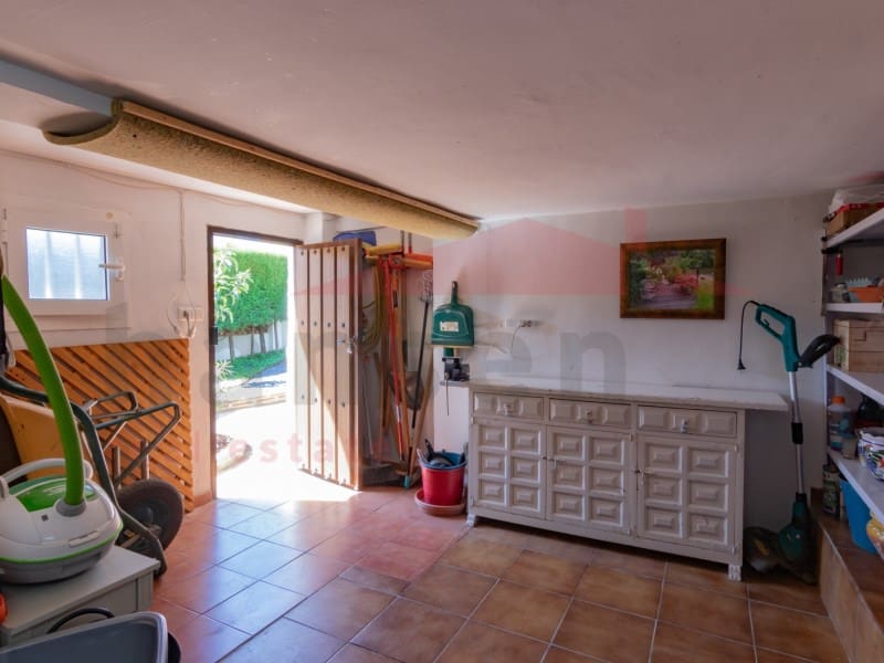 3 sovrum Villa till salu i Caleta de Velez - 599 000 € (Ref: 10089397)