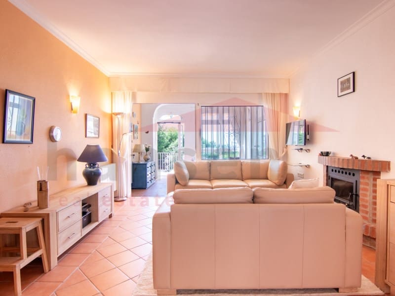 3 sovrum Villa till salu i Caleta de Velez - 599 000 € (Ref: 10089397)